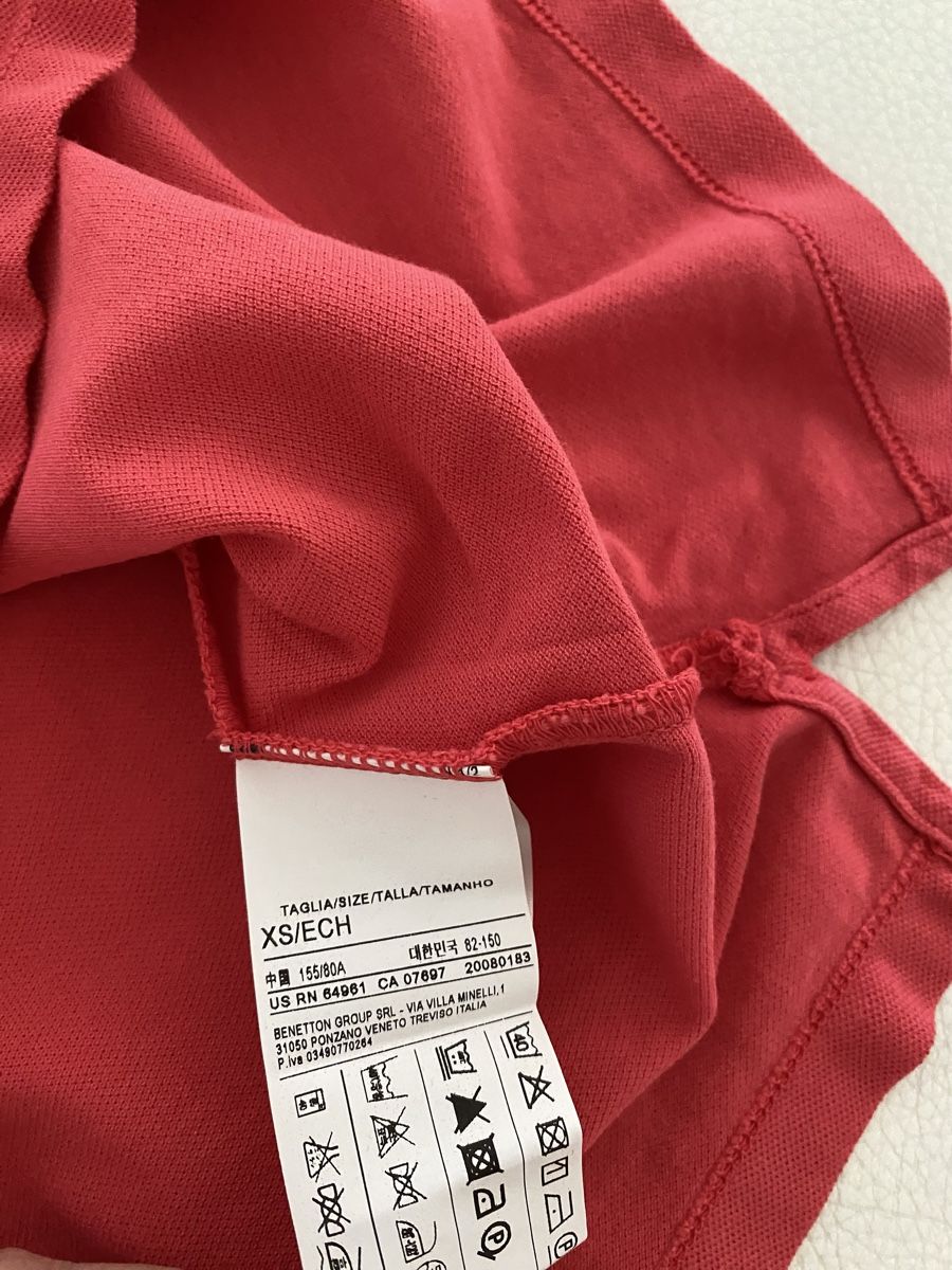 Benetton Polo-Shirts: Benetton polo Tshirt 🌸 – Gebraucht aus Opfikon von Luis144 3