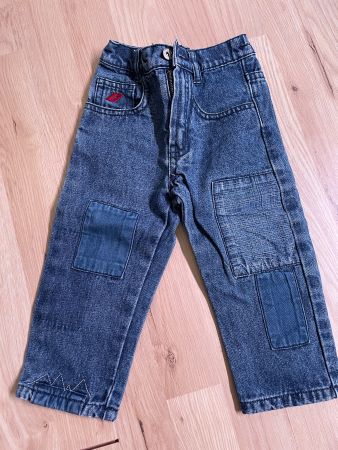 Kinder Jeans blau mit Applikationen, Gr. 86