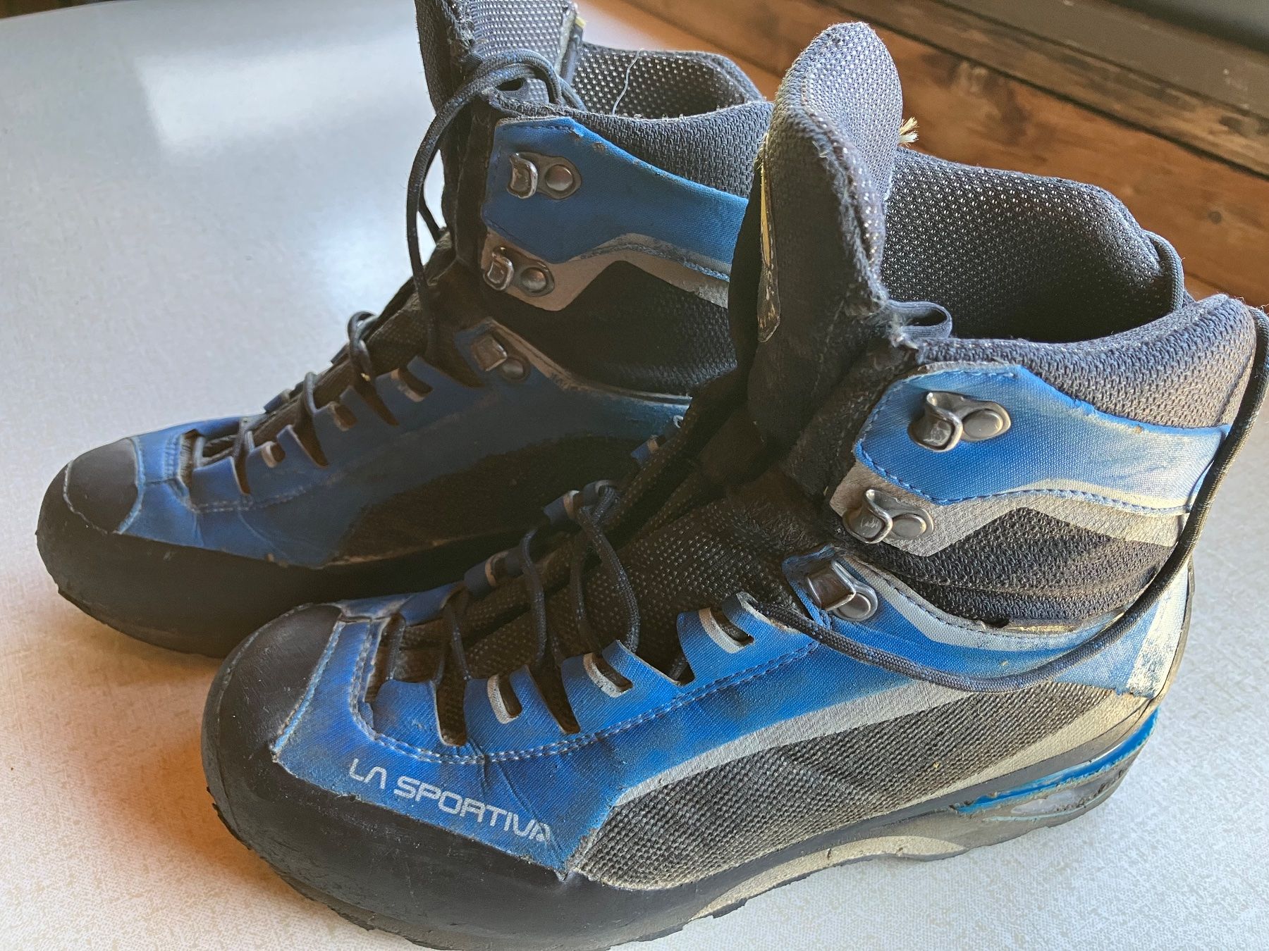 La Sportiva Chaussures femmes: Bergschuh Gr.41 – D'occasion à Matten(St.Stephan) par dms_2kbq