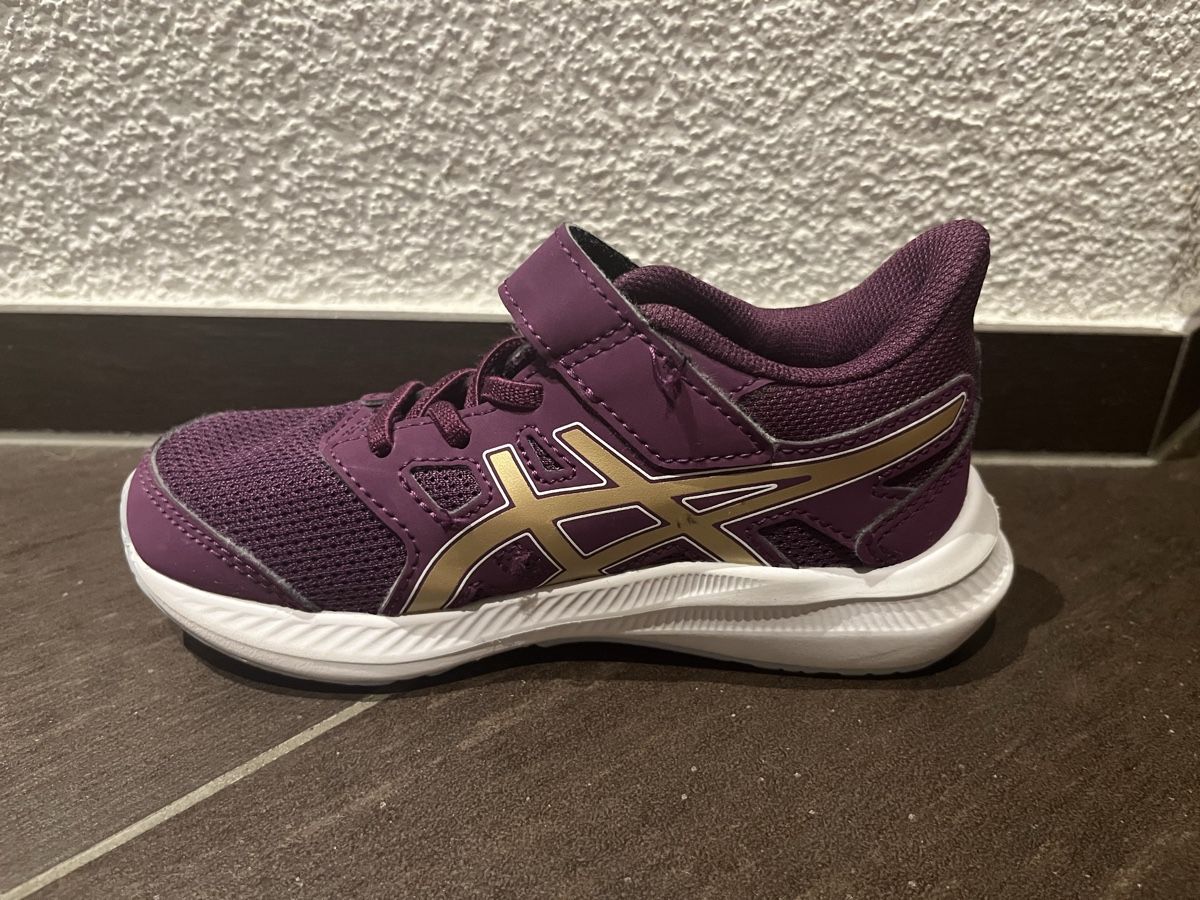 Asics Scarpe per ragazzi: ASICS Laufschuhe - Kinder Grosse 27 – Usato da Ehrendingen venduto da emm_7d8k 6