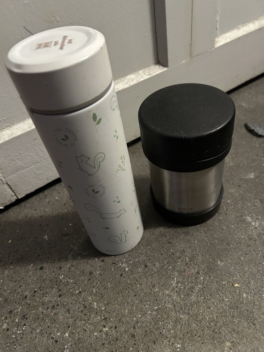 Thermos Contenitori & Simili: Isolierflasche und Essensbehälter – Usato da Bern venduto da sar_7fxz