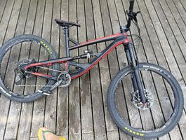 YT Industries MTB V2 V4 27.5 Zoll Rockshox SRAM DT Swiss