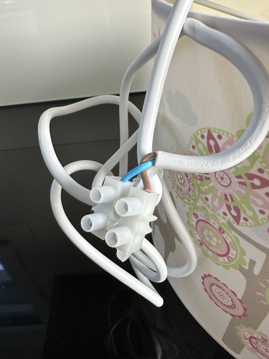 Paralumi: Kinderzimmer Lampe – Usato da Rain venduto da schurrli6026 1