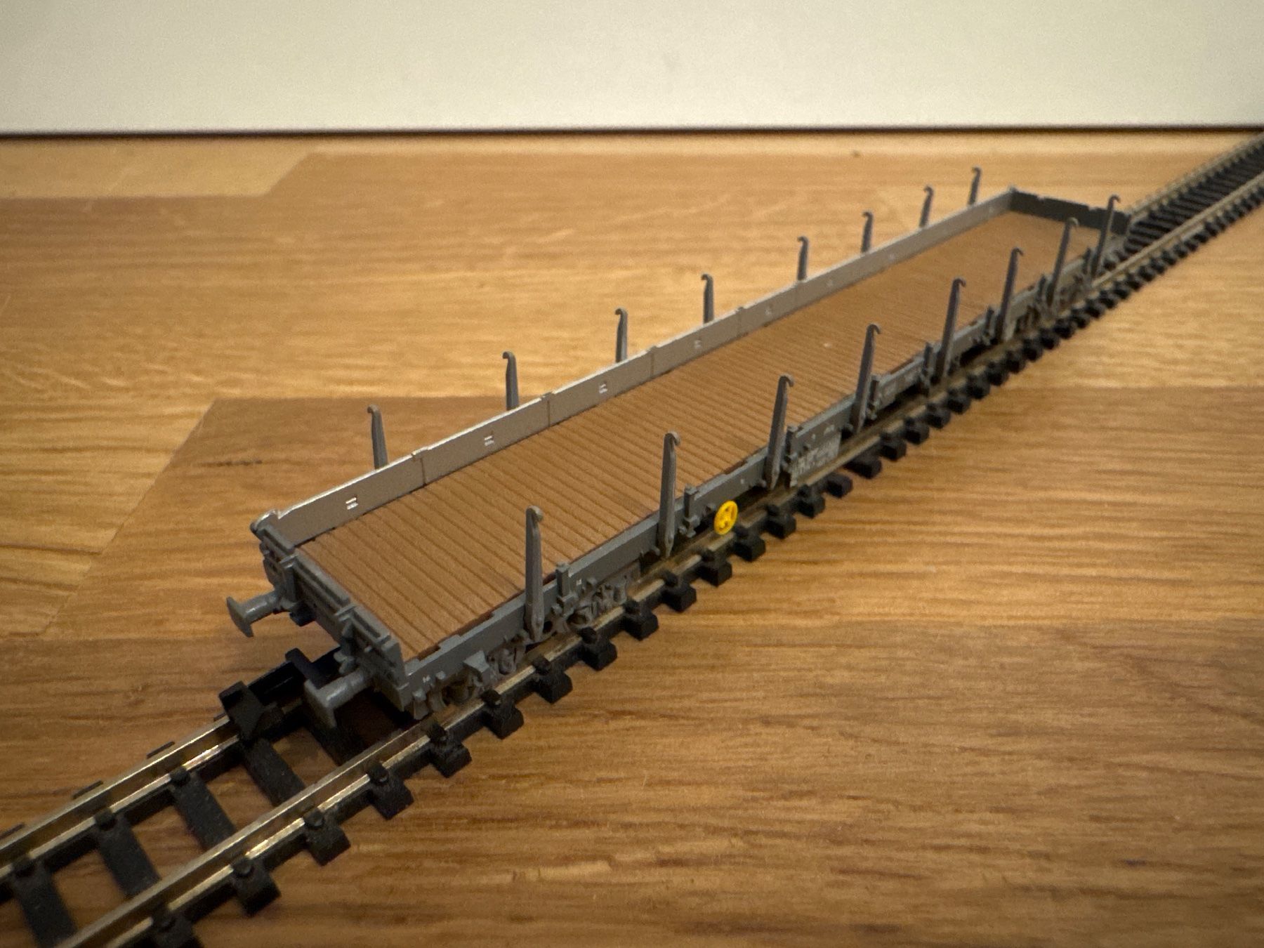 Fleischmann Modellini di ferrovie: Fleischmann 8287 Rungenwagen unbeladen – Usato da Schlierbach venduto da Look8 2