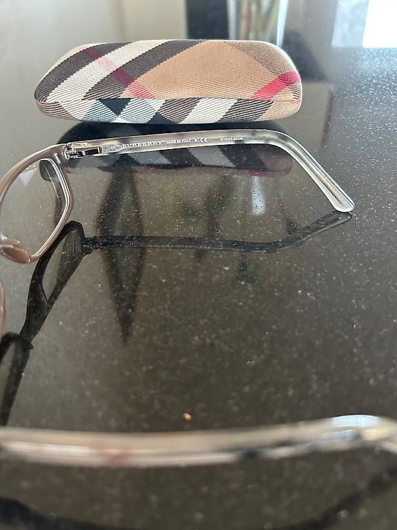 Brillen & Gläser: Original Burberry-Brille. – Gebraucht aus Riehen von babba1958 1