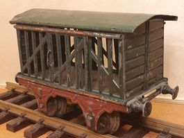 Antiker Märklin Viehwagen in Spur 1 Defekt