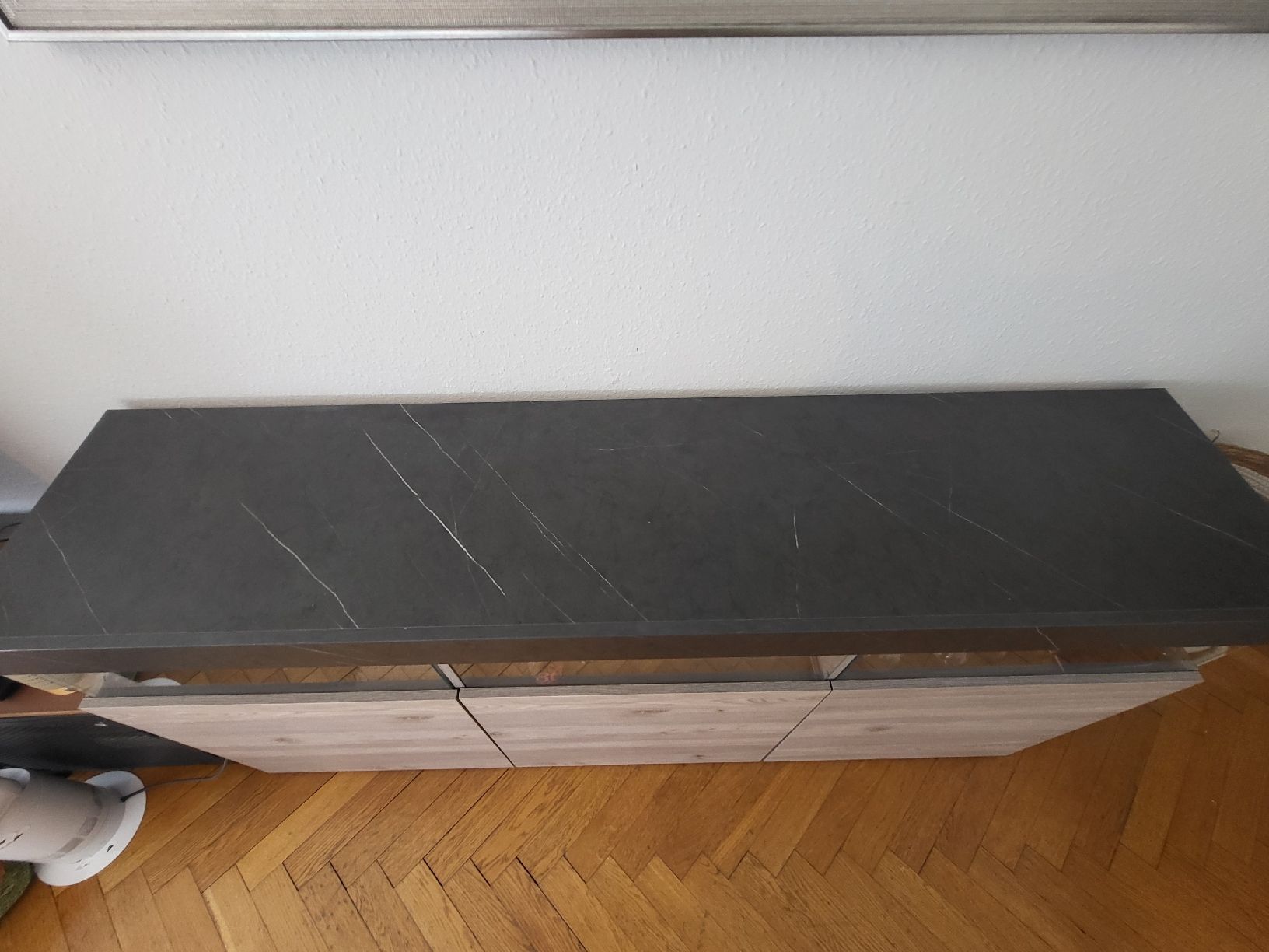 Conforama Büffets: Buffet avec lumière intégrée – Gebraucht aus Genève von ulm_s2lm 2