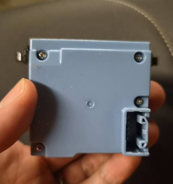 Tutti pezzi di ricambio auto: Lenkwinkelsensor Toyota – Usato da Rüegsauschachen venduto da Ctba82 1