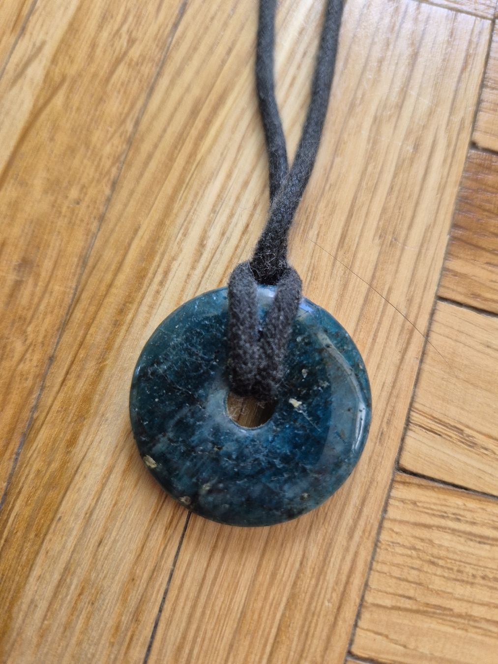 Catenine: Blauer Apatit anhänger – Usato da Richterswil venduto da Bardock0124 1