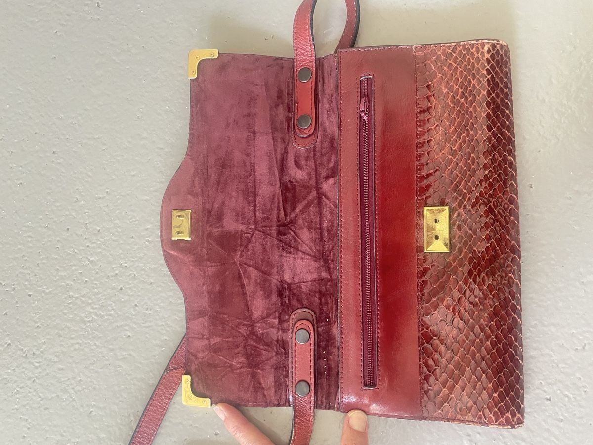 Borse da donna: Handtasche Leder Schlangenoptik rot gebraucht – Usato da Windisch venduto da LizaSimpson 3