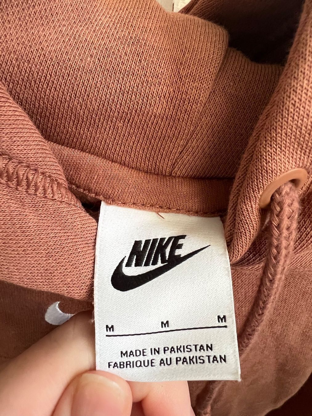 Nike Maglioni & Felpe: Nike Hoodie – Usato da Eggiwil venduto da kariiina 2