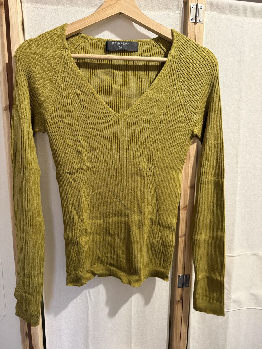 Primark Maglioni & Felpe: Damen Pullover Primark Rippstrick oliv Grösse XS neu – Nuovo (secondo la descrizione) da Regensdorf venduto da BigCloset680 3