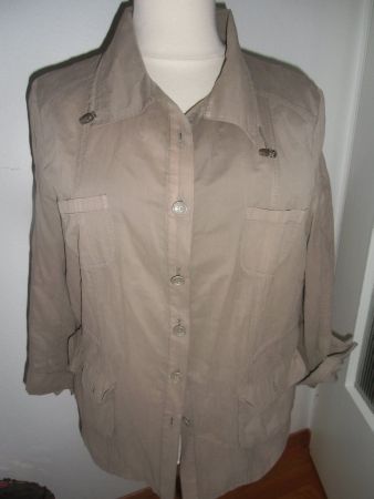 Chemisier veste beige  T. 44
