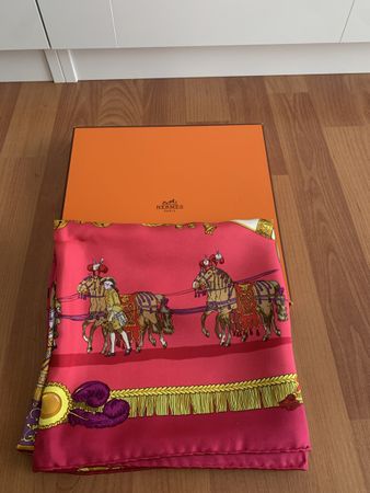 100% Original Hermès Foulard