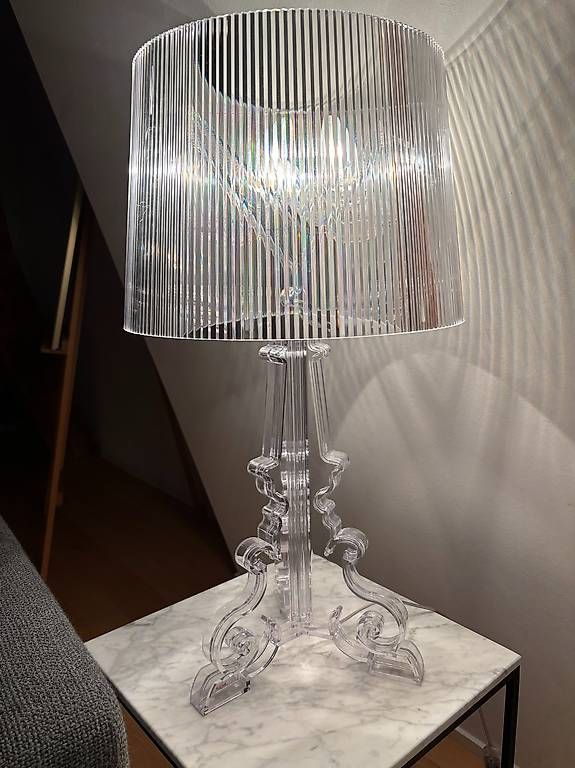 Kartell Lampade: Lampe Kartell Bourgie originale  transparente – Usato da Cully venduto da Sorayahh