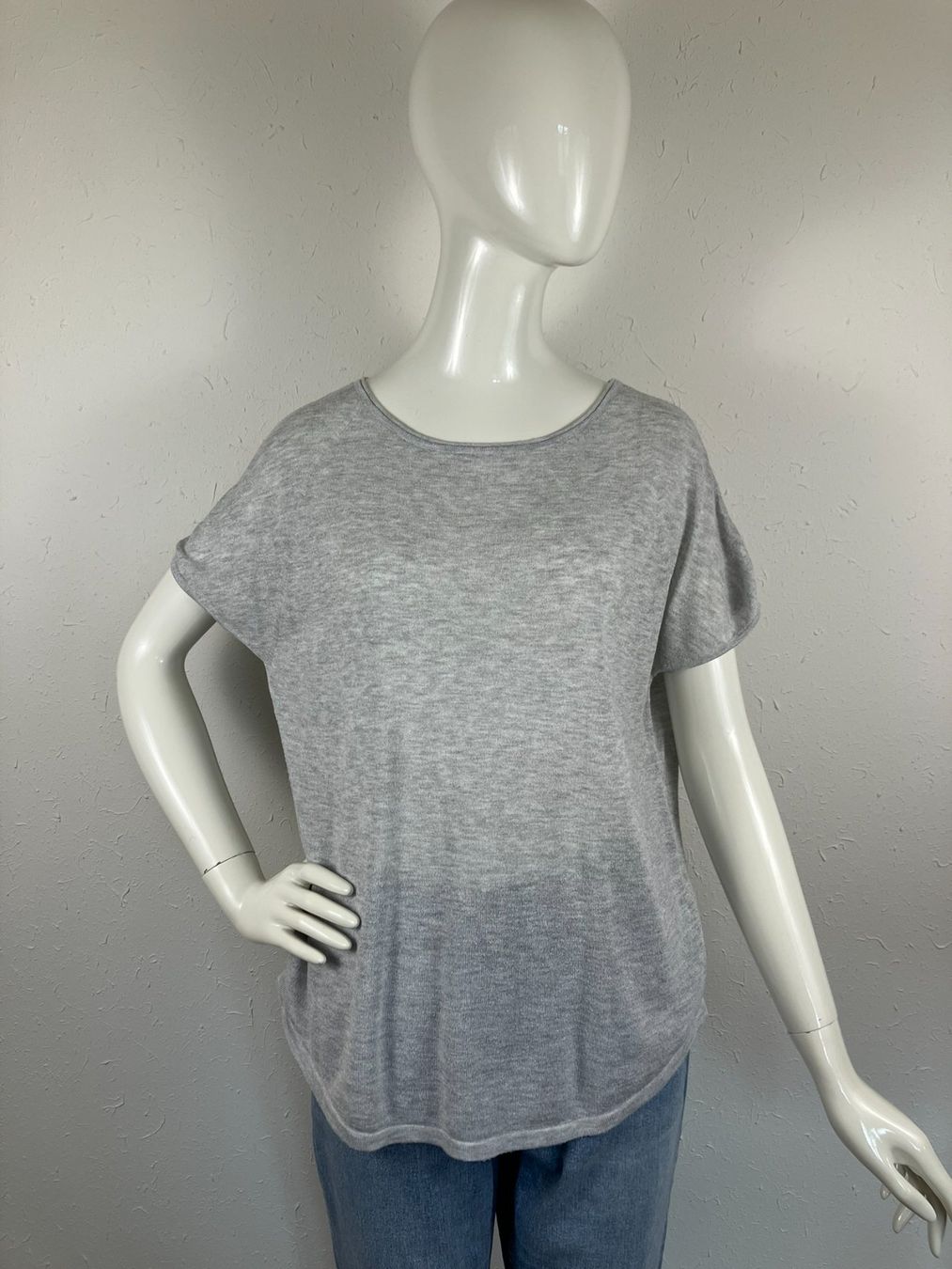 T-shirts: 3 T-Shirts Leinen oder Leinenoptik Gr.S/M/38 – D'occasion à Laupen ZH par kar_lfz6 3