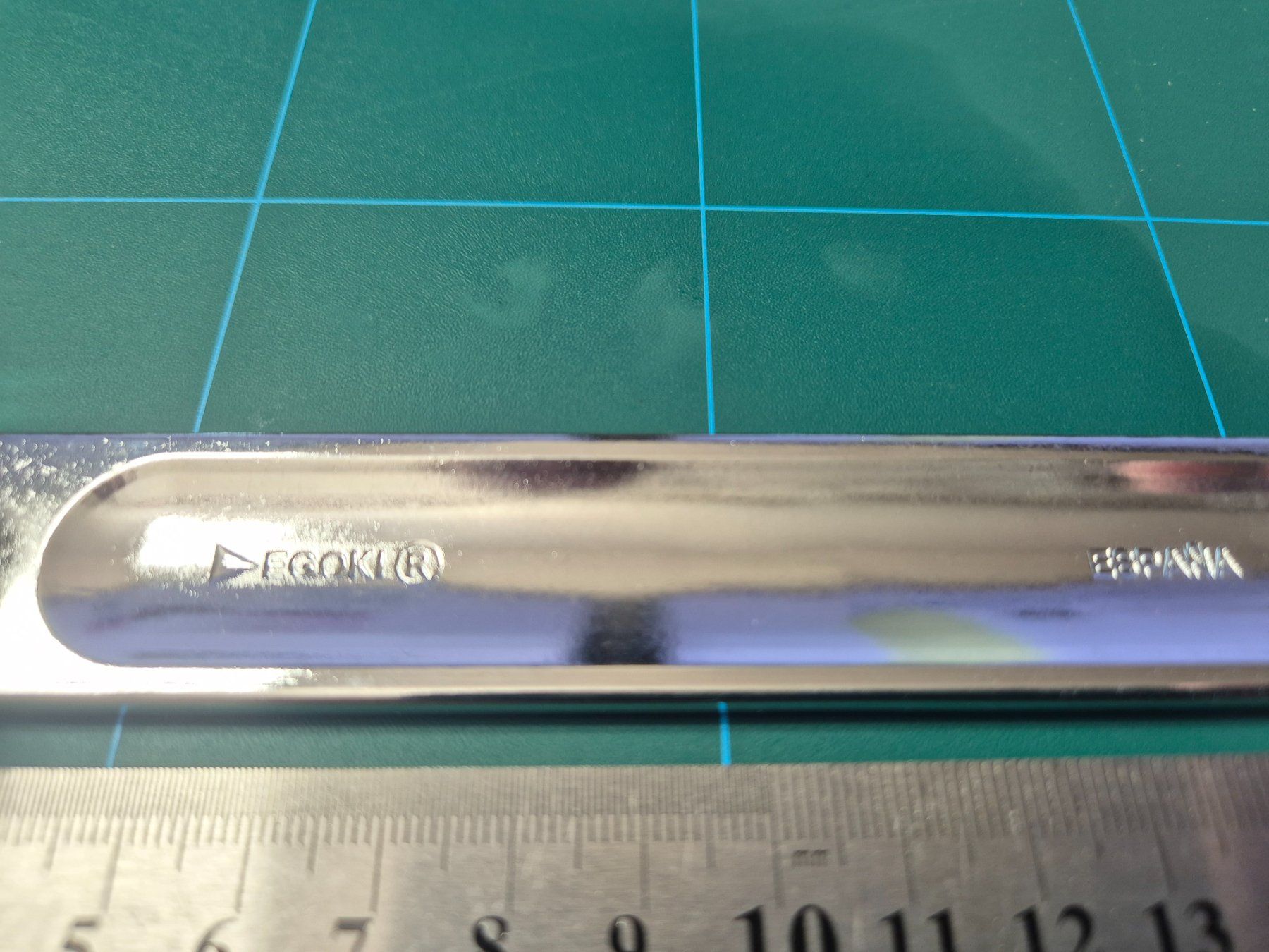 Ferramenta: 7 Stück EGOKI Möbelgriffe 204mm – Nuovo e nell'imballaggio originale da Pfungen venduto da Famadm 2