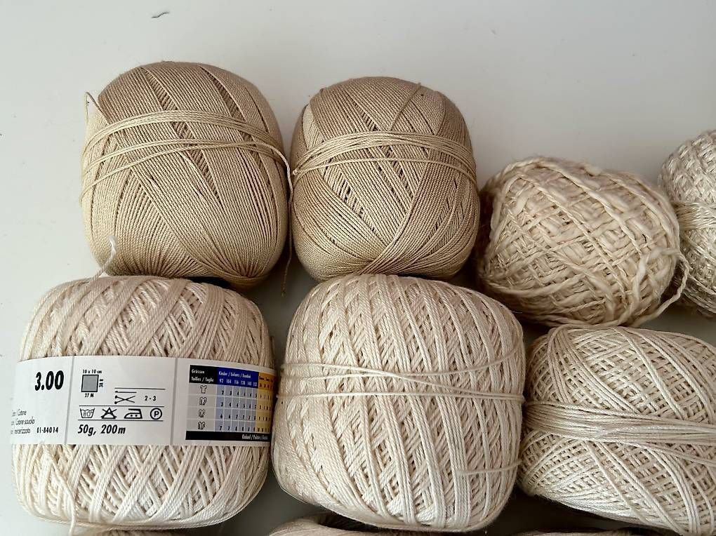 Lana: 19 Knäuel Garn  – Nuovo e nell'imballaggio originale da Frauenfeld venduto da Irene.Schuppli 2