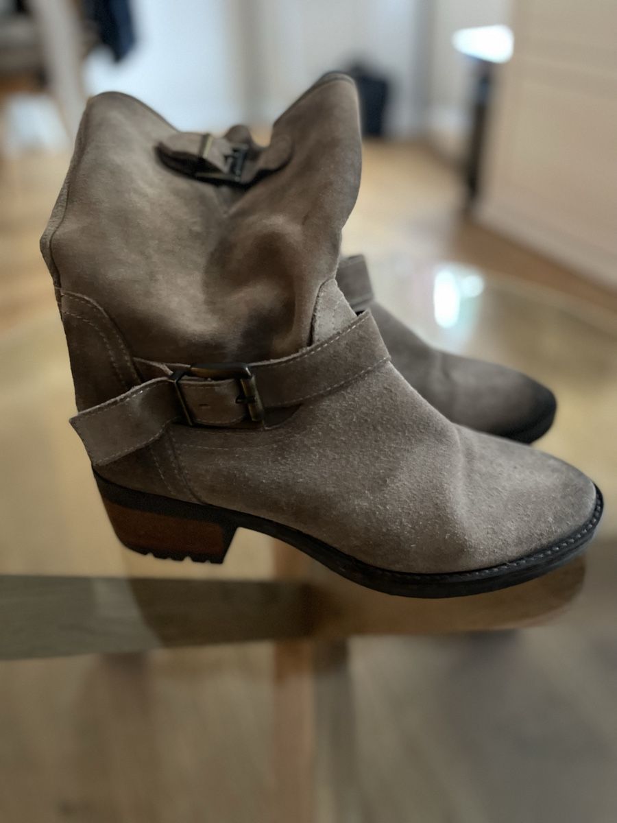 Scarpe da donna: Motorrad-Stiefel Wildleder Grösse 40 – Nuovo (secondo la descrizione) da Hätzingen venduto da Limao 3