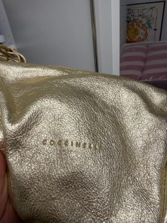 Damen Tasche Coccinelle Metallic Gold Leder guter Zustand