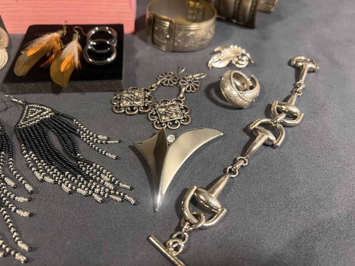 Altri gioielli: Lot de bijoux – Usato da St-Pierre-Clages venduto da ste_xk6p 2