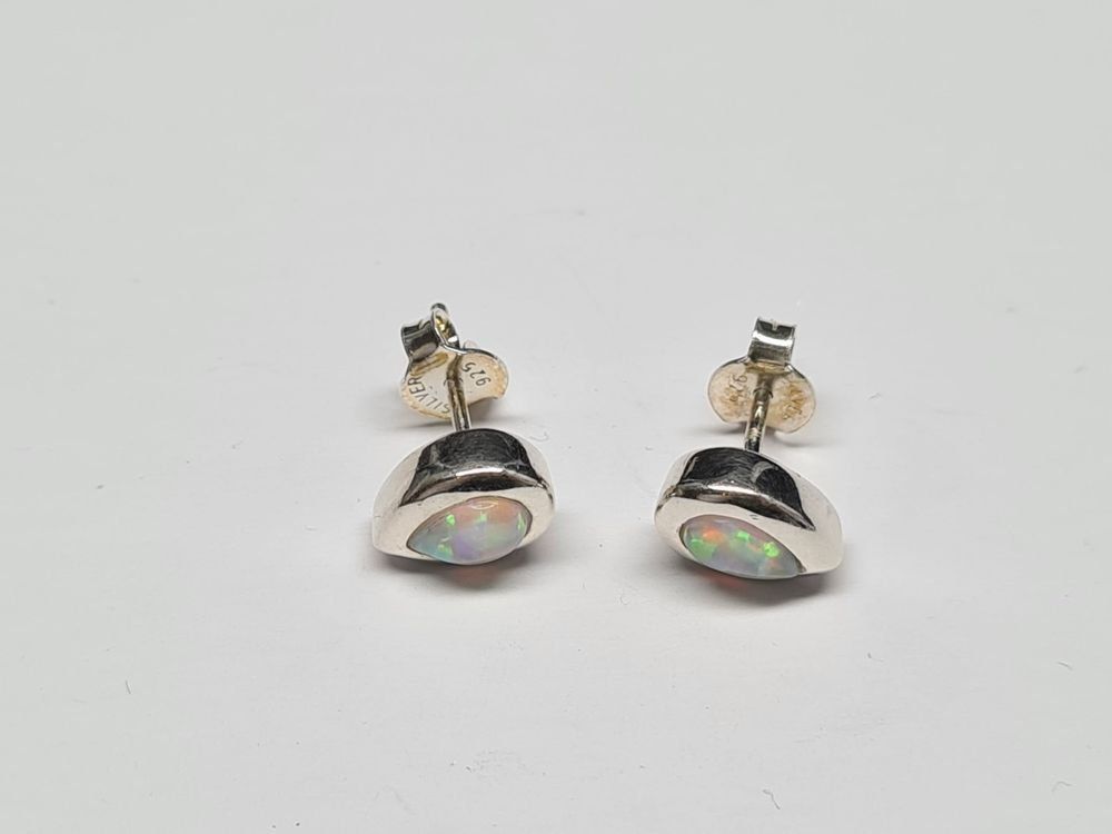 Orecchini pendenti & Orecchini a lobo: Ohrstecker 925 Silber mit Opal – Nuovo e nell'imballaggio originale da Rüti ZH venduto da pep_l9zp 1