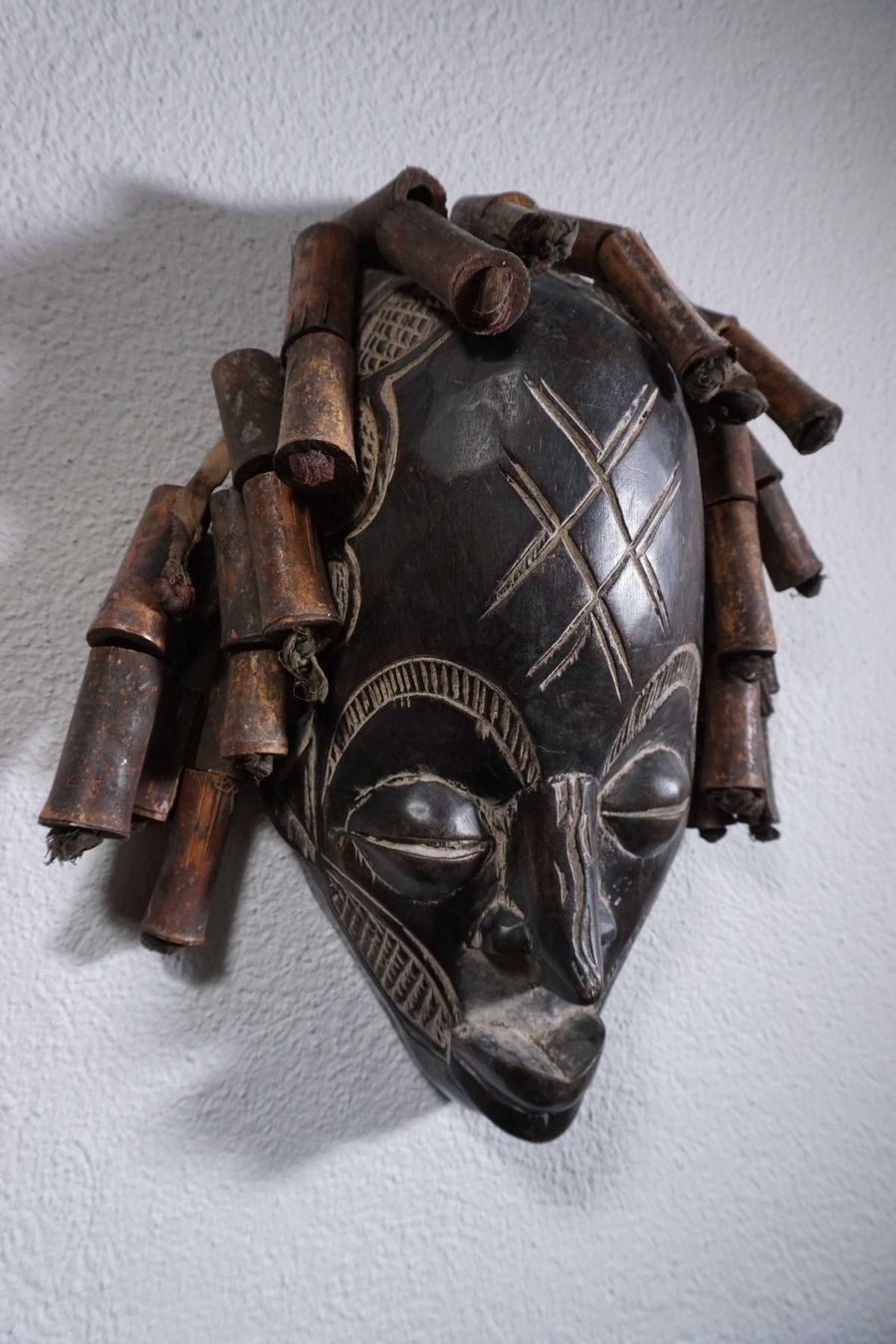 Masken: Holzmasken, afrikanischer(?) Stil – Gebraucht aus St. Gallen von Acer0110 6