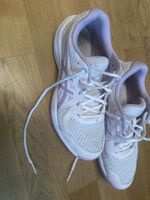 Asics Hallenschuhe  Weiss/Violett Grösse 38