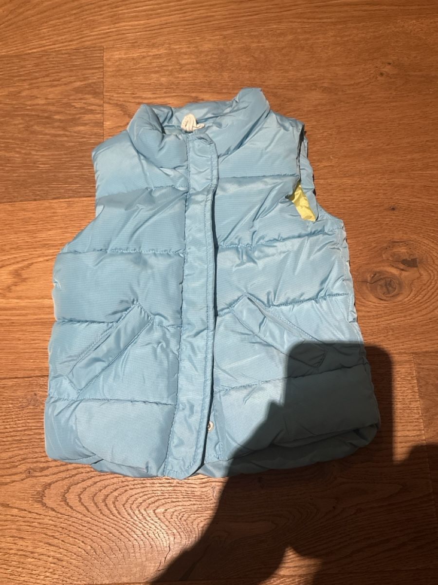 H&M Altro abbigliamento per bambino: Gilet Gr.80 – Usato da Pratteln venduto da Nala78