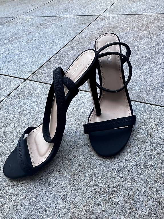 Scarpe da donna: Talons ouverts – Usato da Eysins venduto da Ang_2sfx