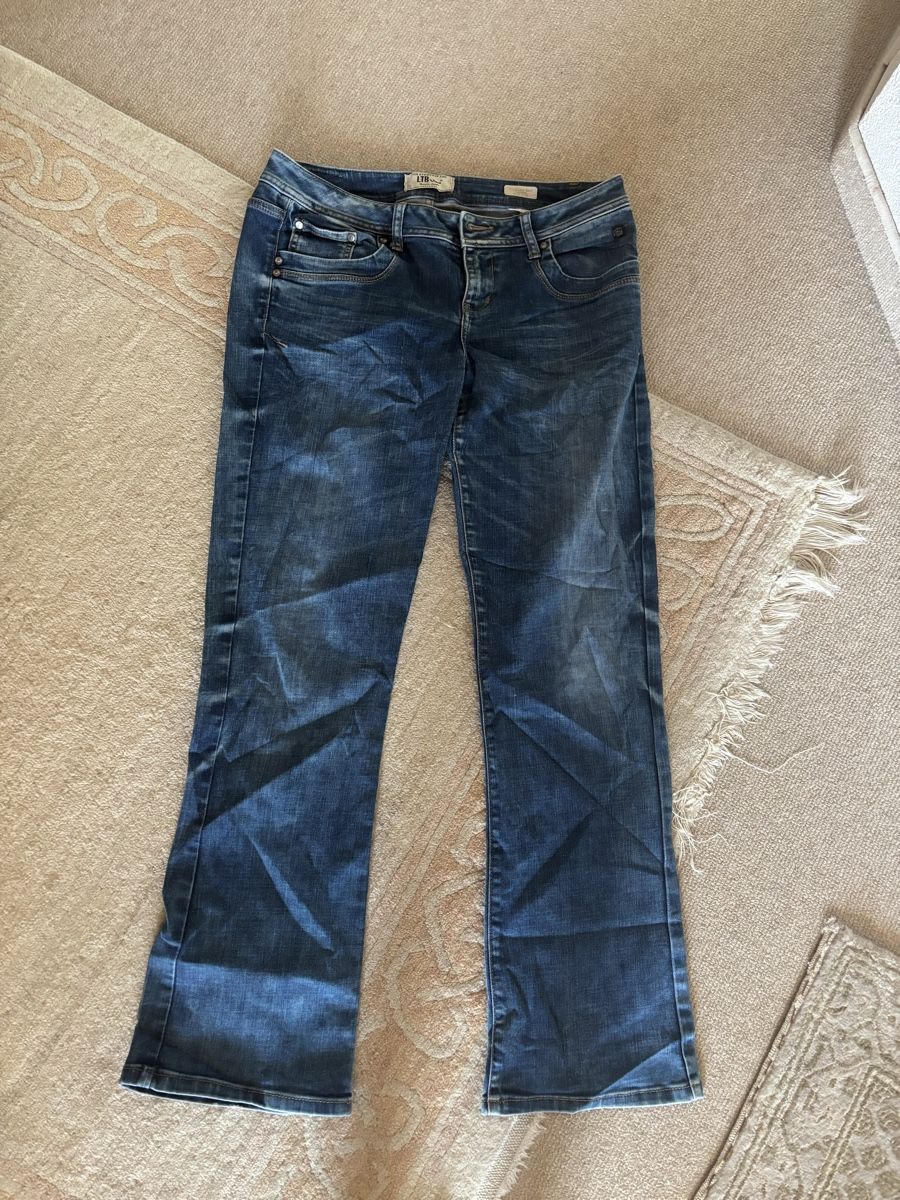 Jeans: LTB Jeans Damen – Gebraucht aus Eggersriet von car_w5cl