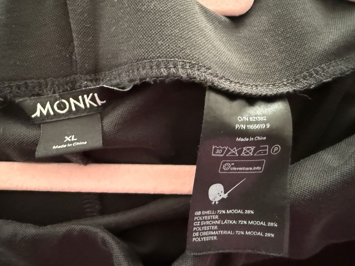 Jupes: Maxi Rock Grösse XL ohne schlitz  – Neuf (Voir description) à Pfeffikon LU par pepino17 2