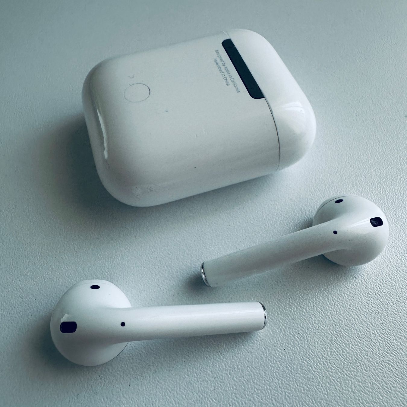Apple Cuffie: Original Apple AirPods 2 Kopfhörer Wireless Lightning Kabel – Usato da Basel venduto da MY.AIRPODS.SHOP 6