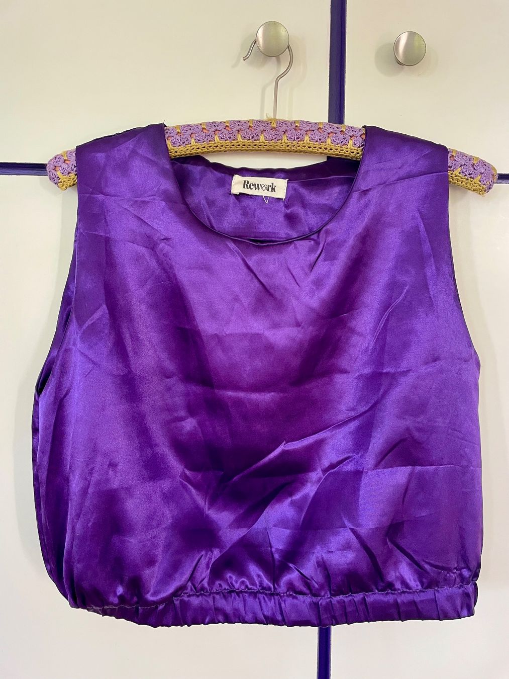 Top: Lila Satin Top - Rework – Usato da Biel/Bienne venduto da linette78