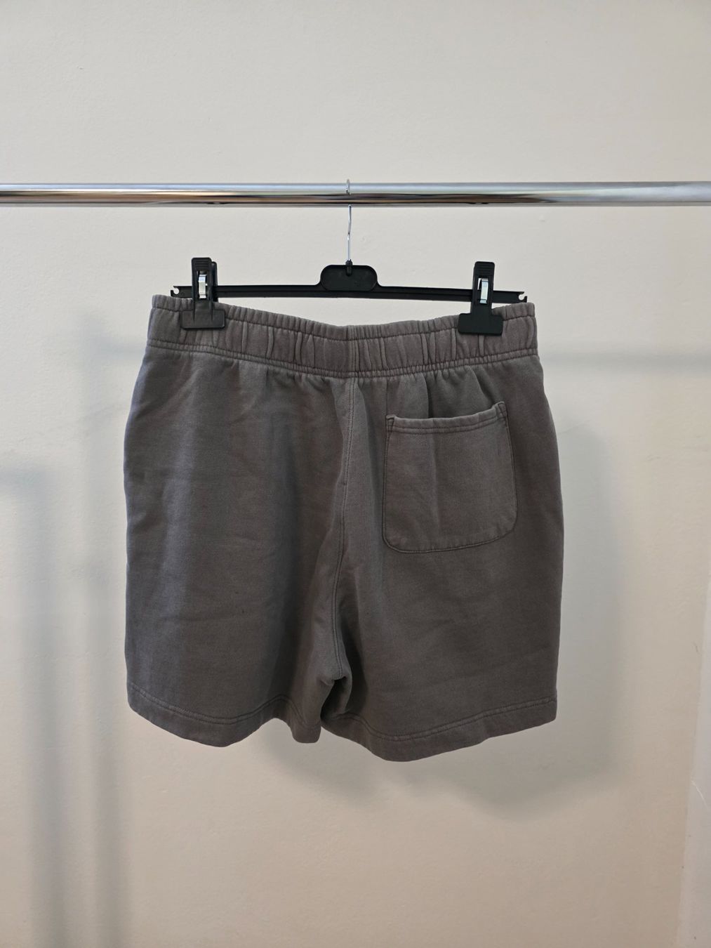 Pantaloni: Sweatshorts Any Means Necessary – Nuovo (secondo la descrizione) da Rothenfluh venduto da sel_j856 2