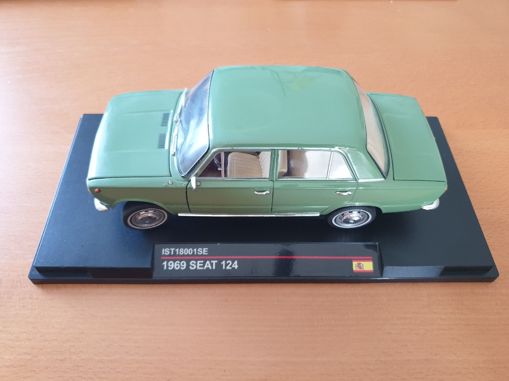 Seat Modellini d'auto: Modellauto Seat 124 Jg 1969 – Usato da Menziken venduto da ger_28dt
