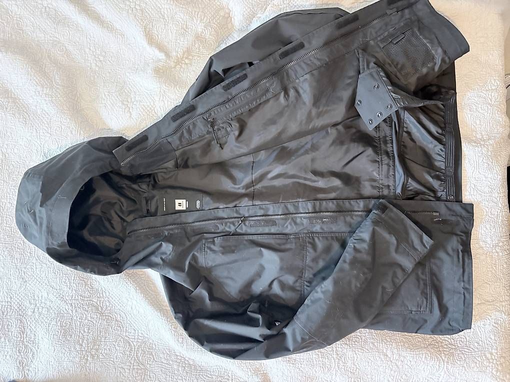 Jacken: ARMADA Skijacke Damen M – Gebraucht aus Bern von gutti72 2