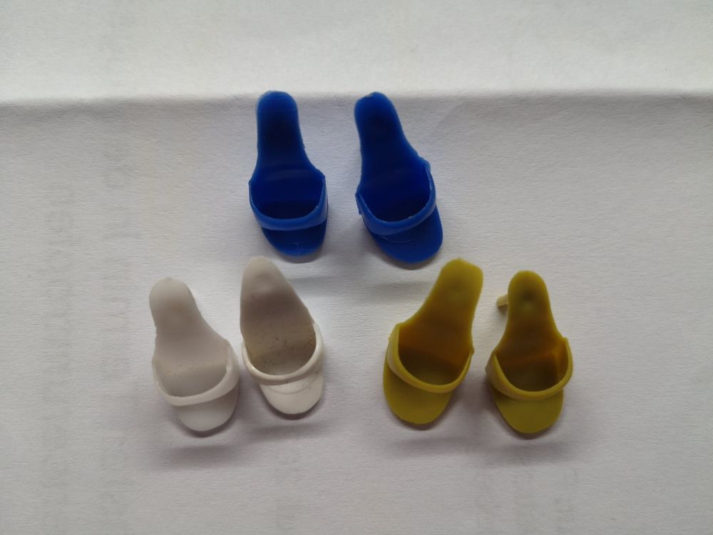 BARBIE OPEN TOES SCHUHE (Gebraucht) in MUEHLEBERG für CHF 20 – mit ...