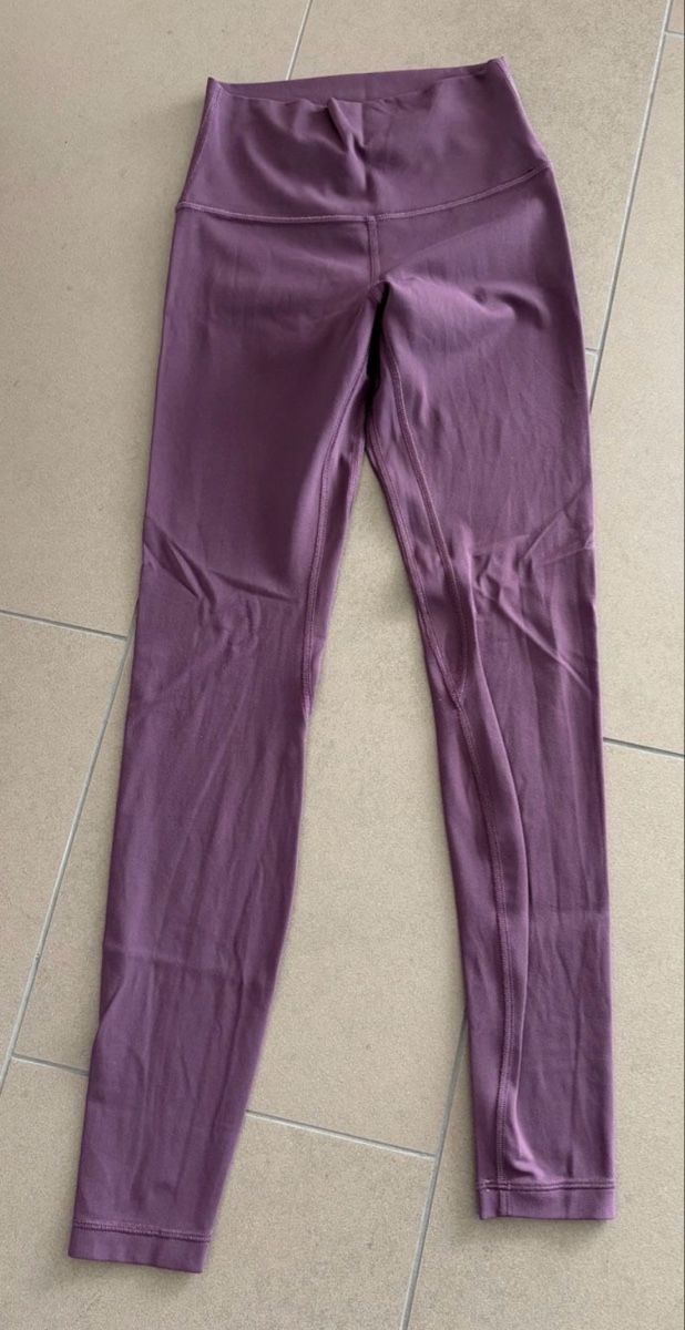 Lululemon Leggings: Lululemon Leggings Grösse 4, – Gebraucht aus Niederhasli von secondhand10