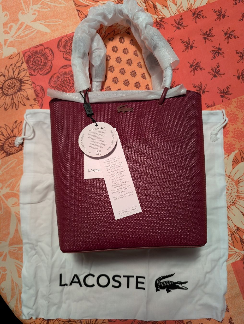 Lacoste Taschen für Damen: LACOSTE shoulder bag NF3215CE New! – Neu und originalverpackt aus Figino von Dylan.Mezza