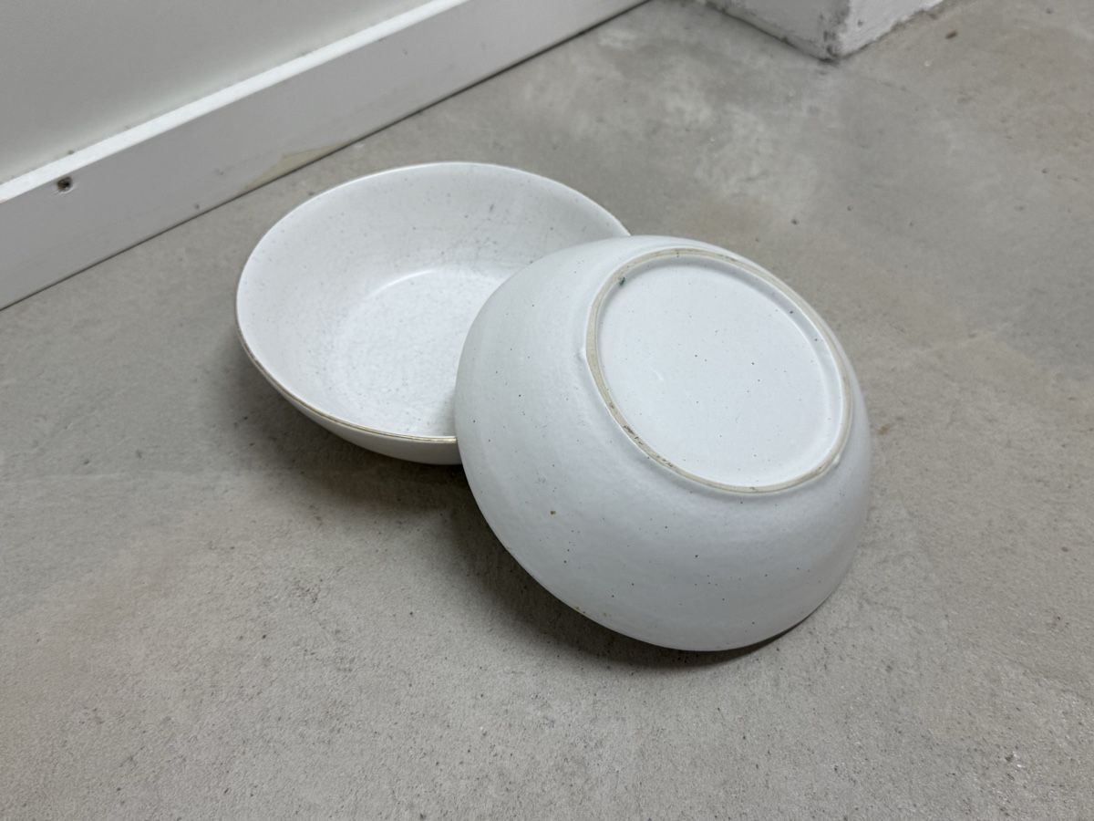 Ciotole: 2 Ceramic Bowls White, Like New – Usato da Zürich venduto da oliver.gisin 1
