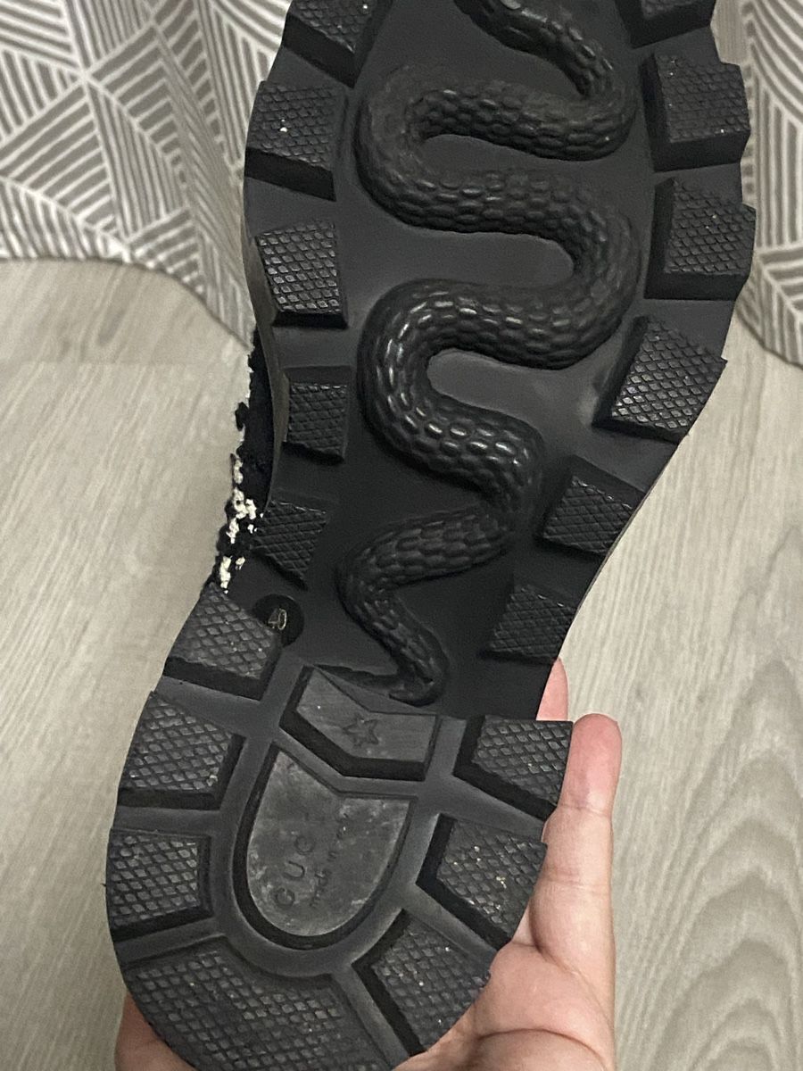 Gucci Damenschuhe: Botte Gucci noir taille 40 – Gebraucht aus Montreux von Perledor 6