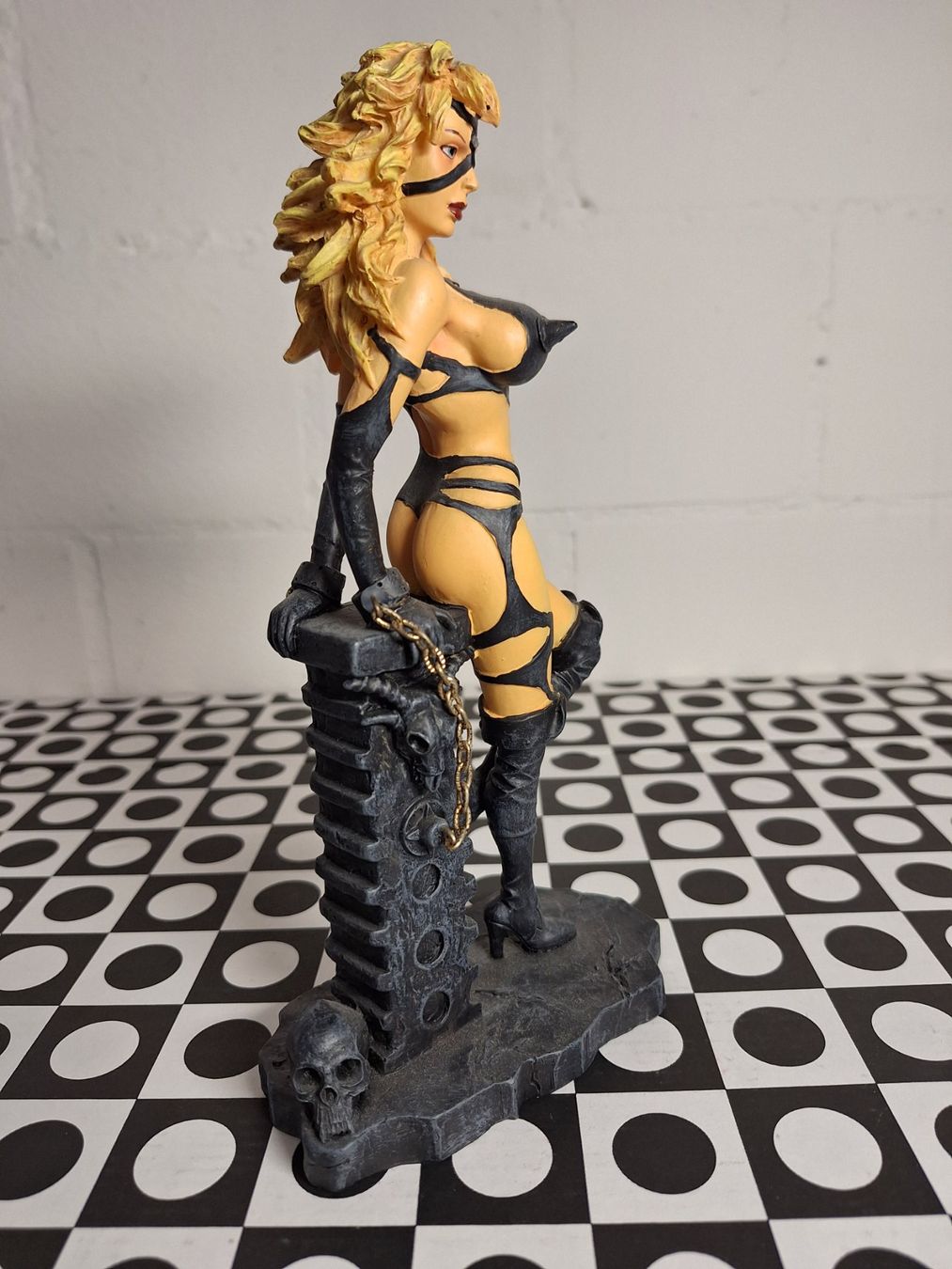 Statuette: Erotik Figur – Usato da Niederhasli venduto da ZZoki 3