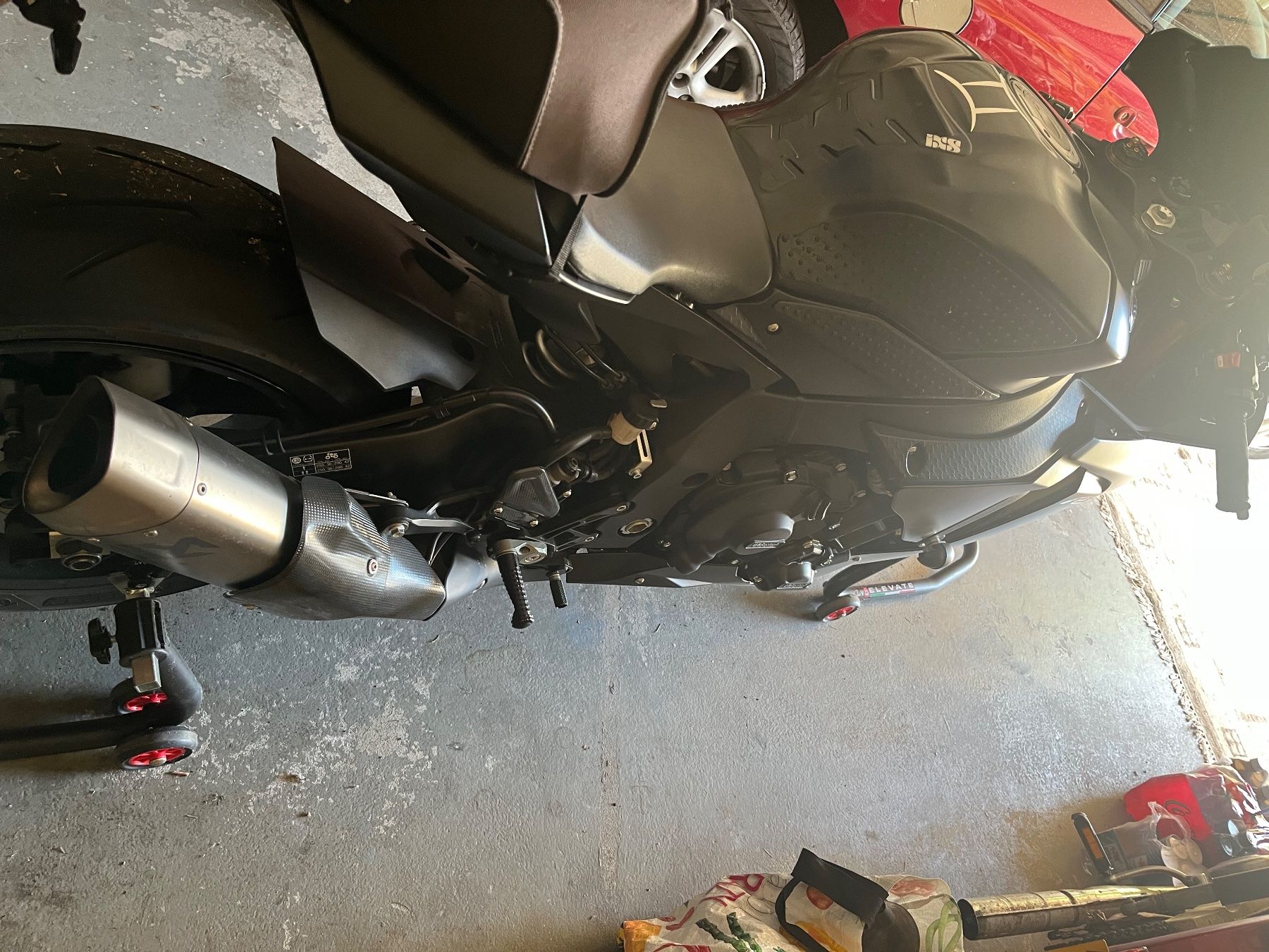 Yamaha Strada: Yamaha YZF R1 – Usato da Zürich venduto da sut_dy22 6