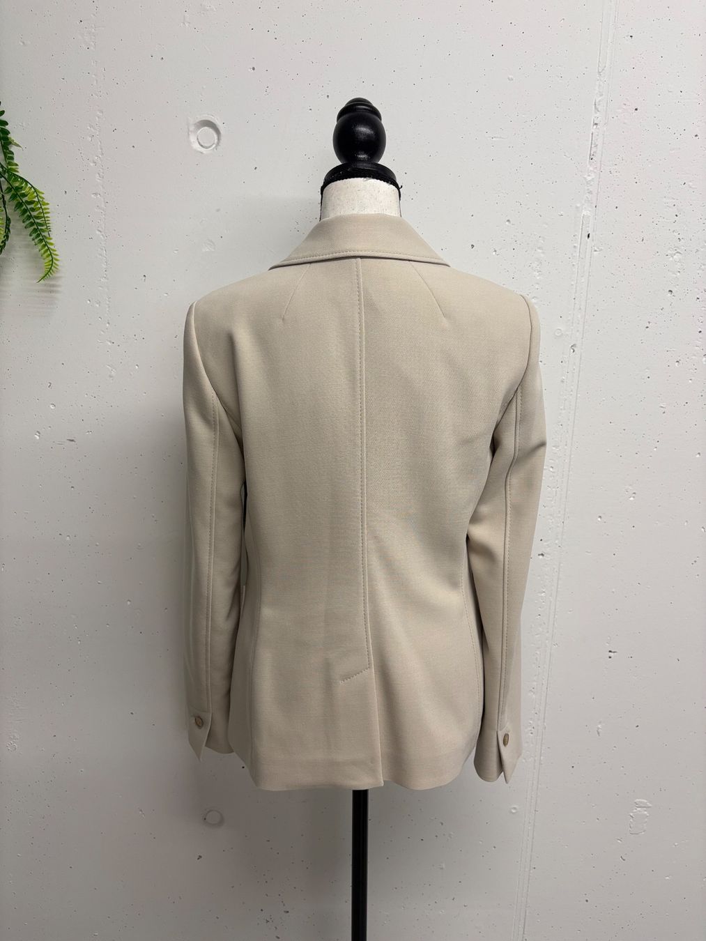 Comma Ensembles & Tailleurs: Comma Anzug beige Gr. 36 – D'occasion à Regensdorf par secondchancefashion 5