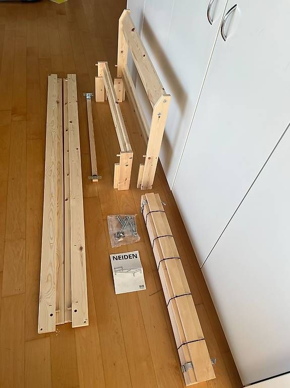 Letti: IKEA Bett NEIDEN – Usato da Zollikon venduto da PCE40