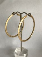 Grosse 750 Gelbgold Creolen