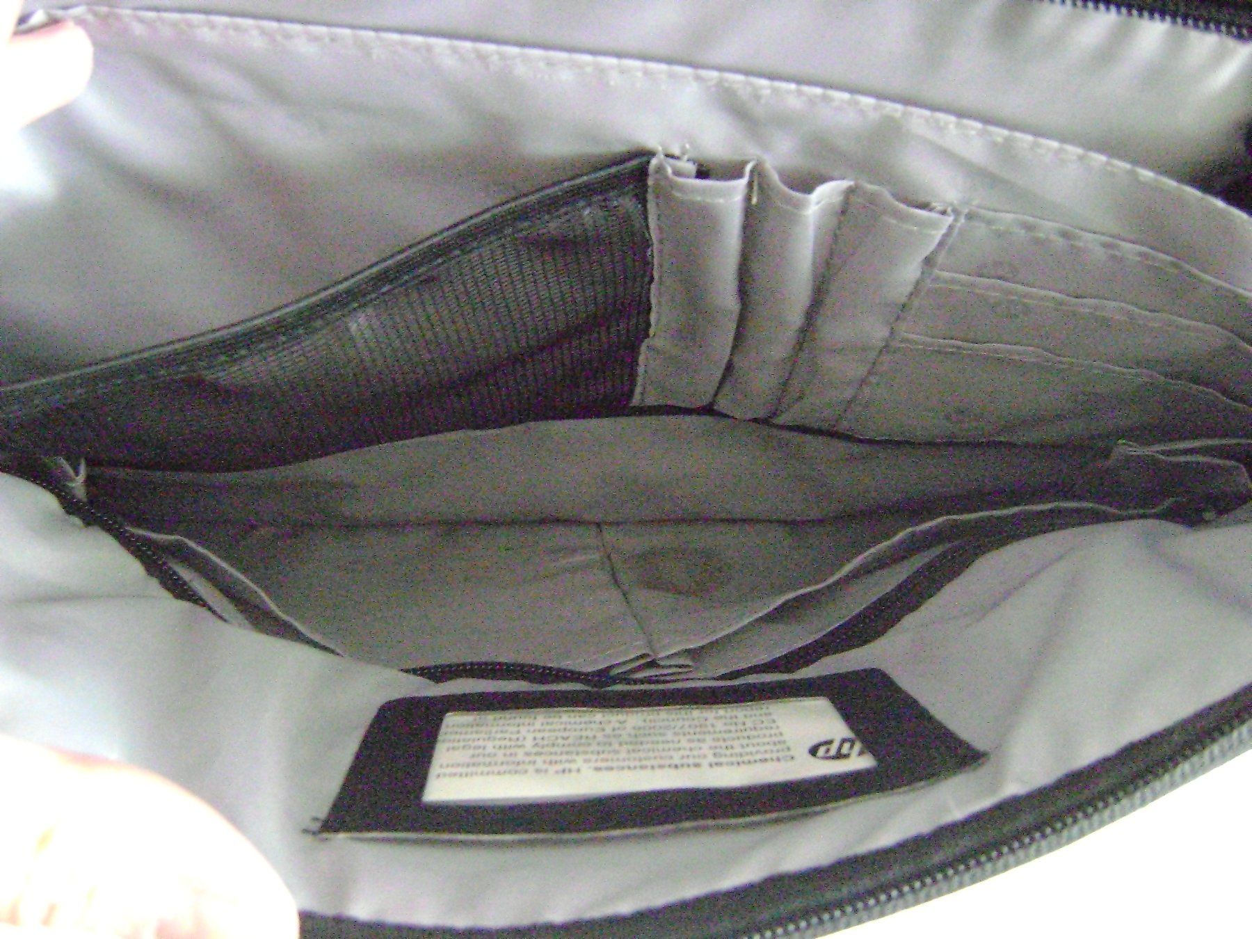 Borse: Laptop-Tasche von HP, Polyester, schwarz/grau – Usato da Wil SG venduto da Pascal_V 1