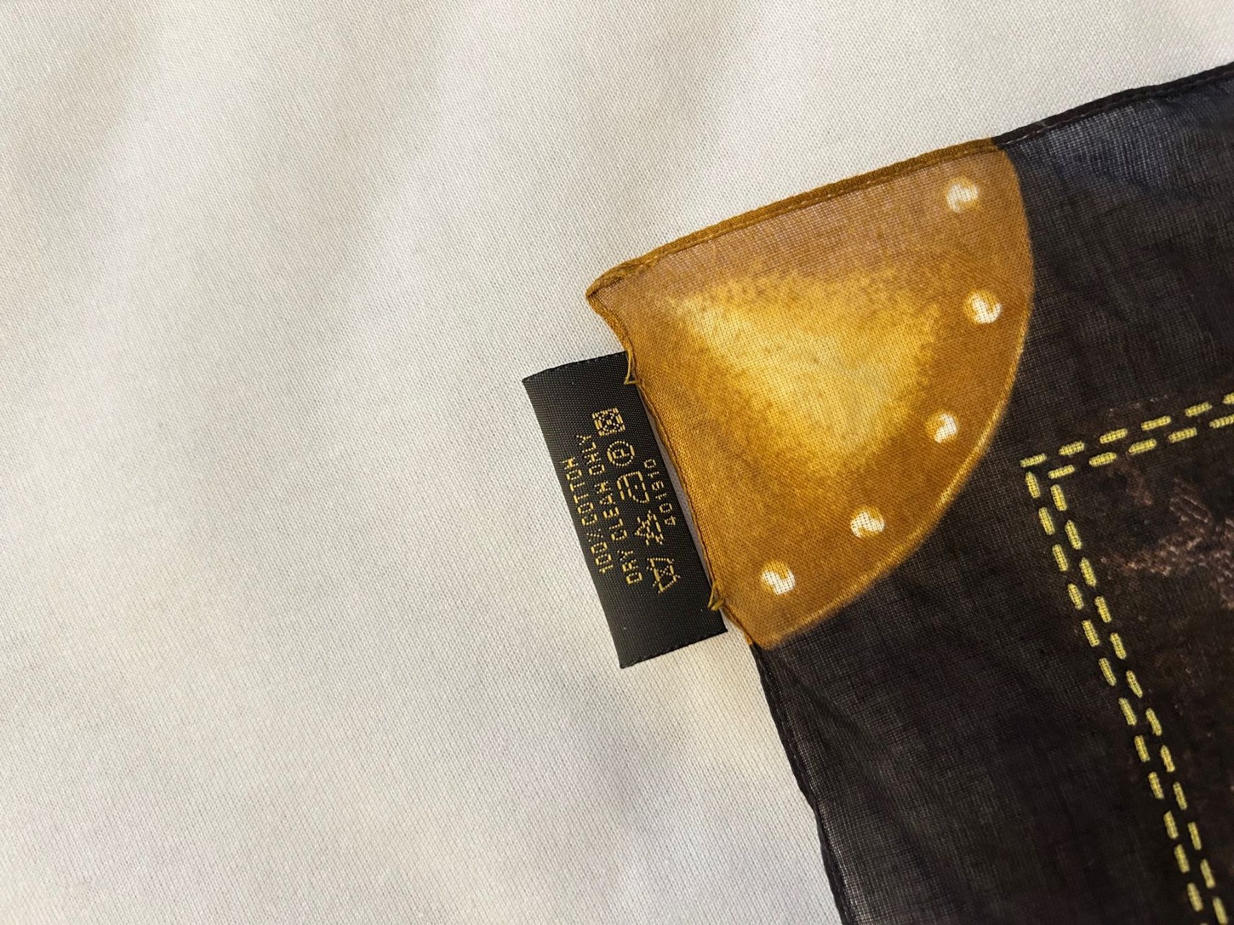 Louis Vuitton Foulards, Tücher & Schals: Louis Vuitton Foulard – Neu (gemäss Beschreibung) aus Flawil von bridge28 4