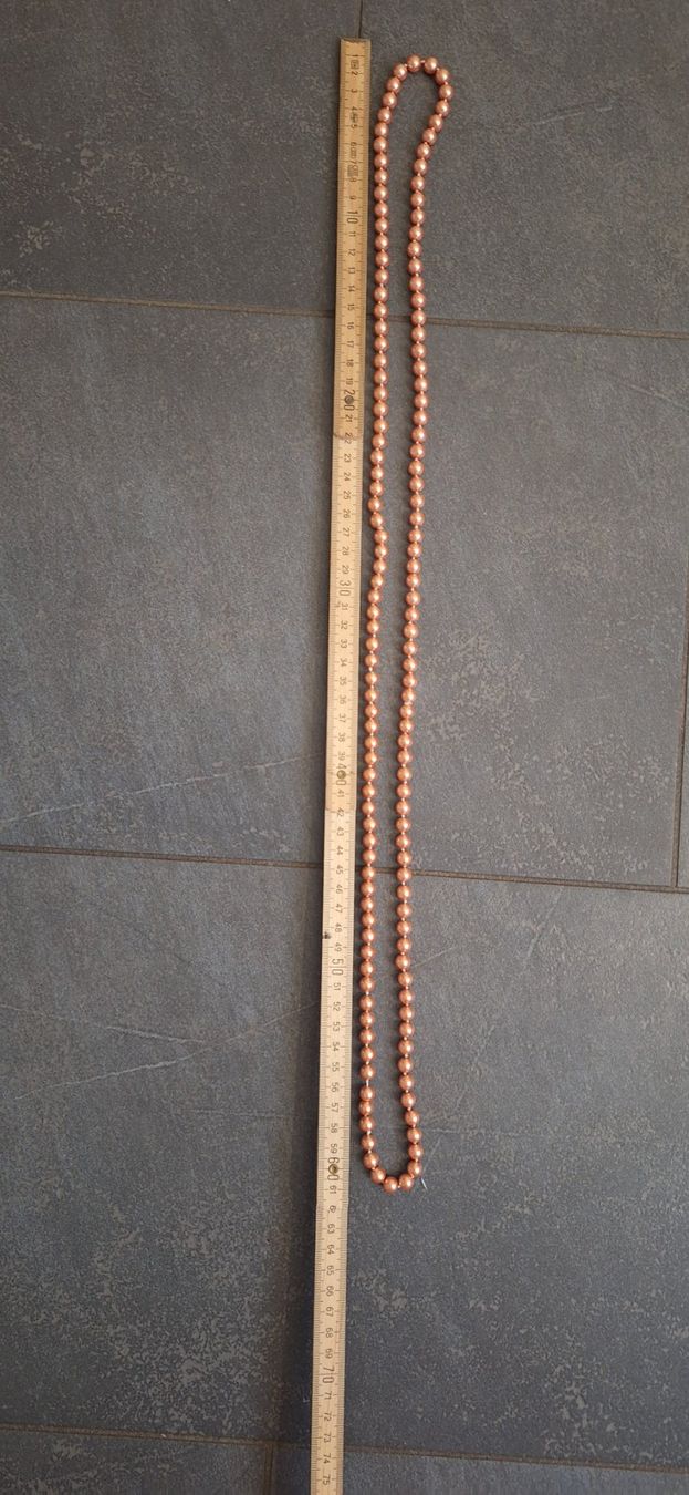 Catenine: lange Apricot.Farbene Perlenkette – Usato da Kerzers venduto da ExpressoTerreno 1
